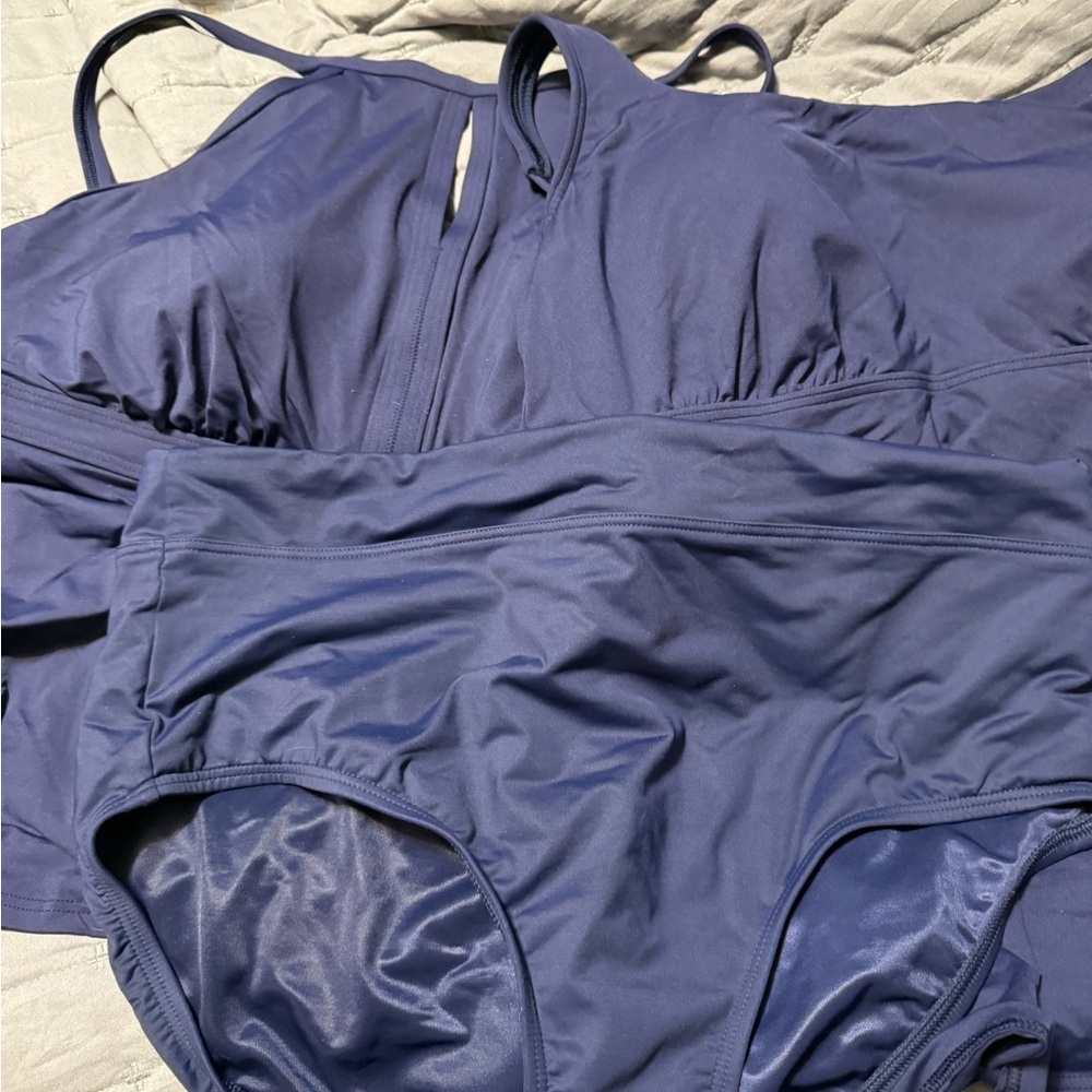 Lands' End Blue Swim Tankinis and bottom with Ruched Detailing